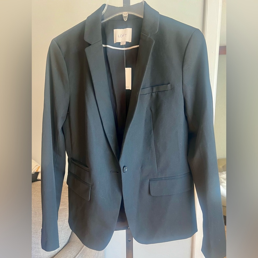 Ann‎ Taylor Loft Blazer NWT Size 6 Black
